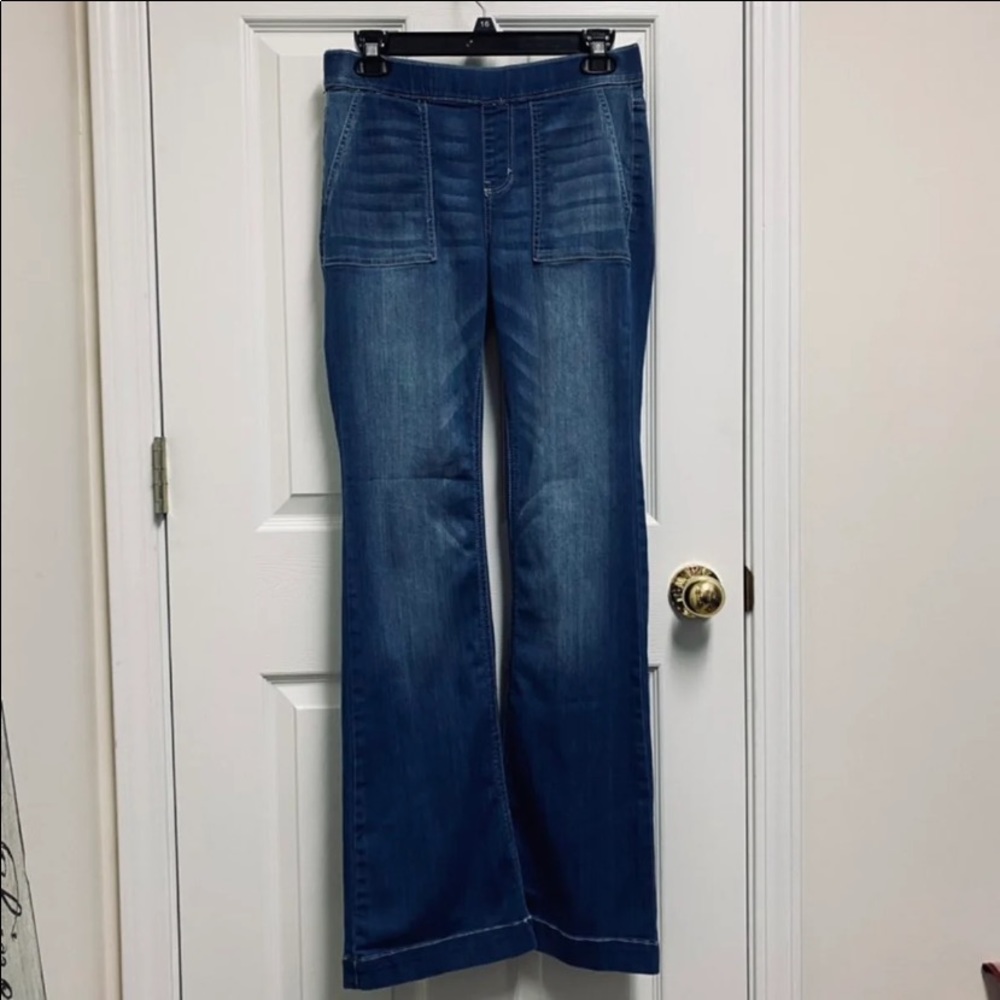 Cello Pull on flare Jeans • Medium